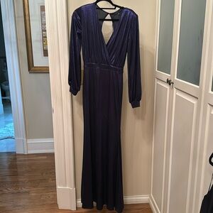 Formal Purple Dress (NWT!!) Size M